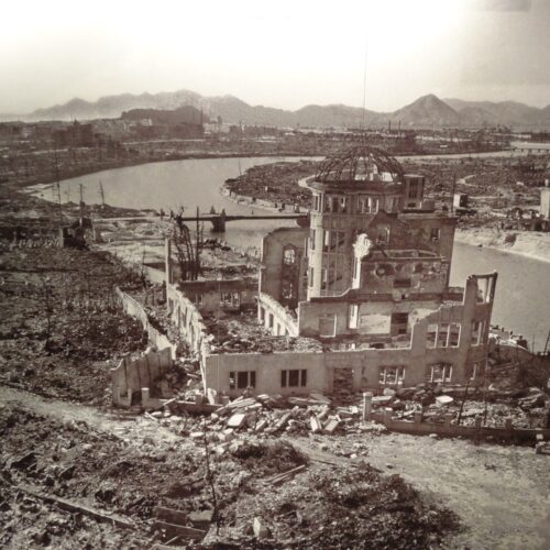 Picture of Hiroshima from 1945 after the atomic bomb.