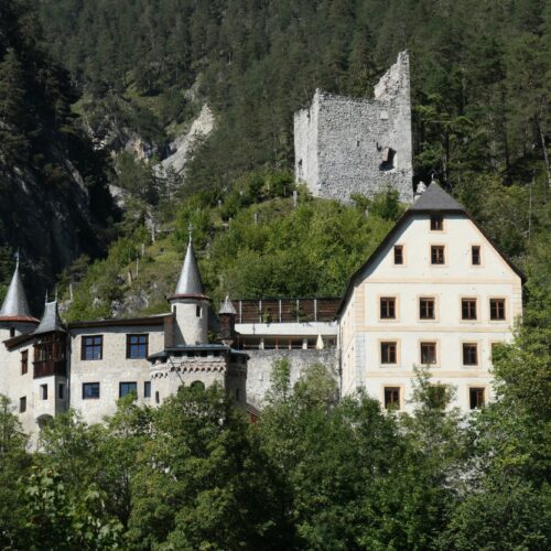Castle Fernstein